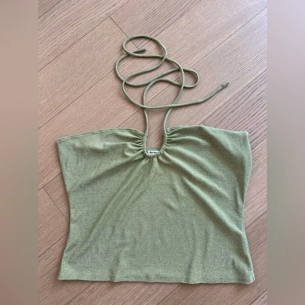 Reformation Anders Metallic Stretch Jersey Halterneck Top in Green NWOT | XL - Picture 4 of 7